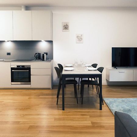 Comecasa Modern Terraced & Palestra Apartment มิลาน ภายนอก รูปภาพ