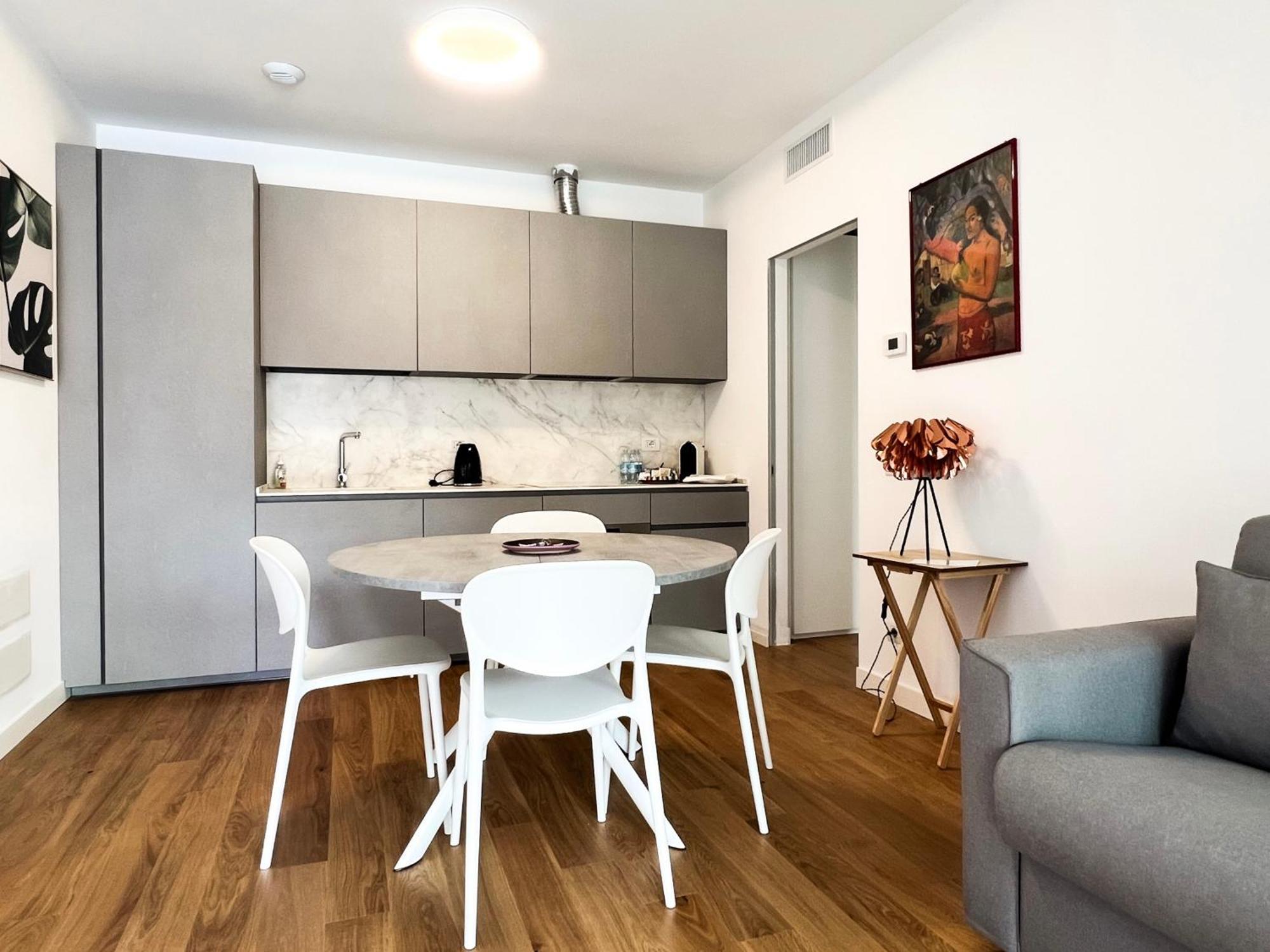 Comecasa Modern Terraced & Palestra Apartment มิลาน ภายนอก รูปภาพ
