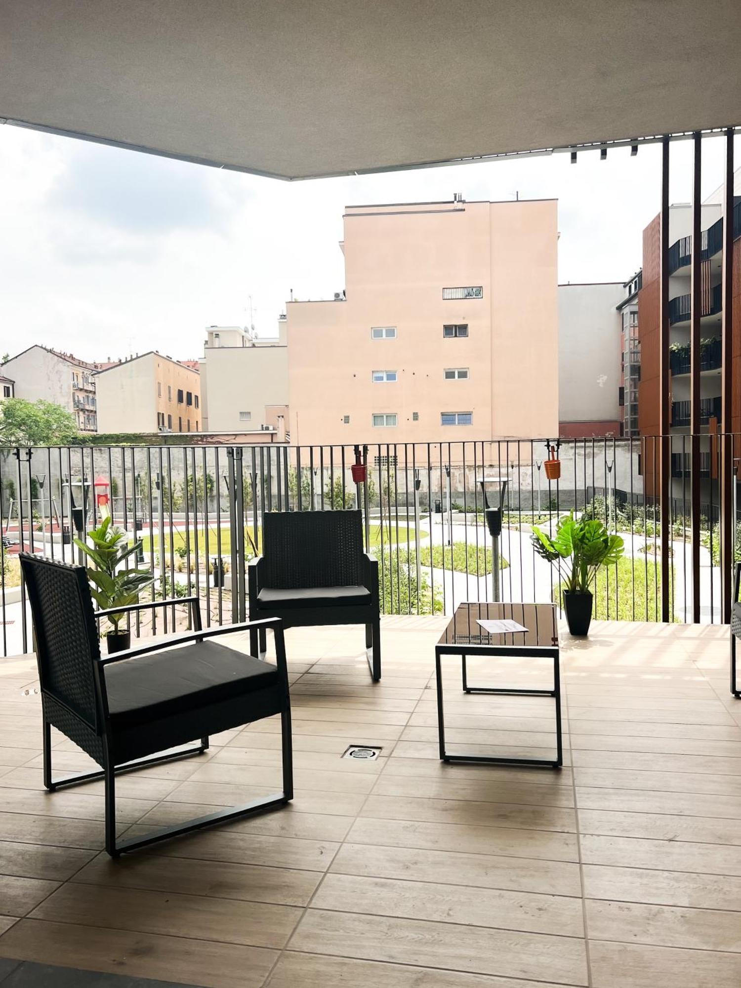 Comecasa Modern Terraced & Palestra Apartment มิลาน ภายนอก รูปภาพ