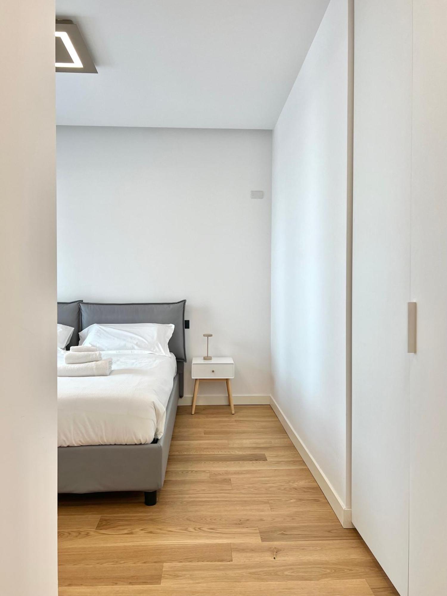 Comecasa Modern Terraced & Palestra Apartment มิลาน ภายนอก รูปภาพ
