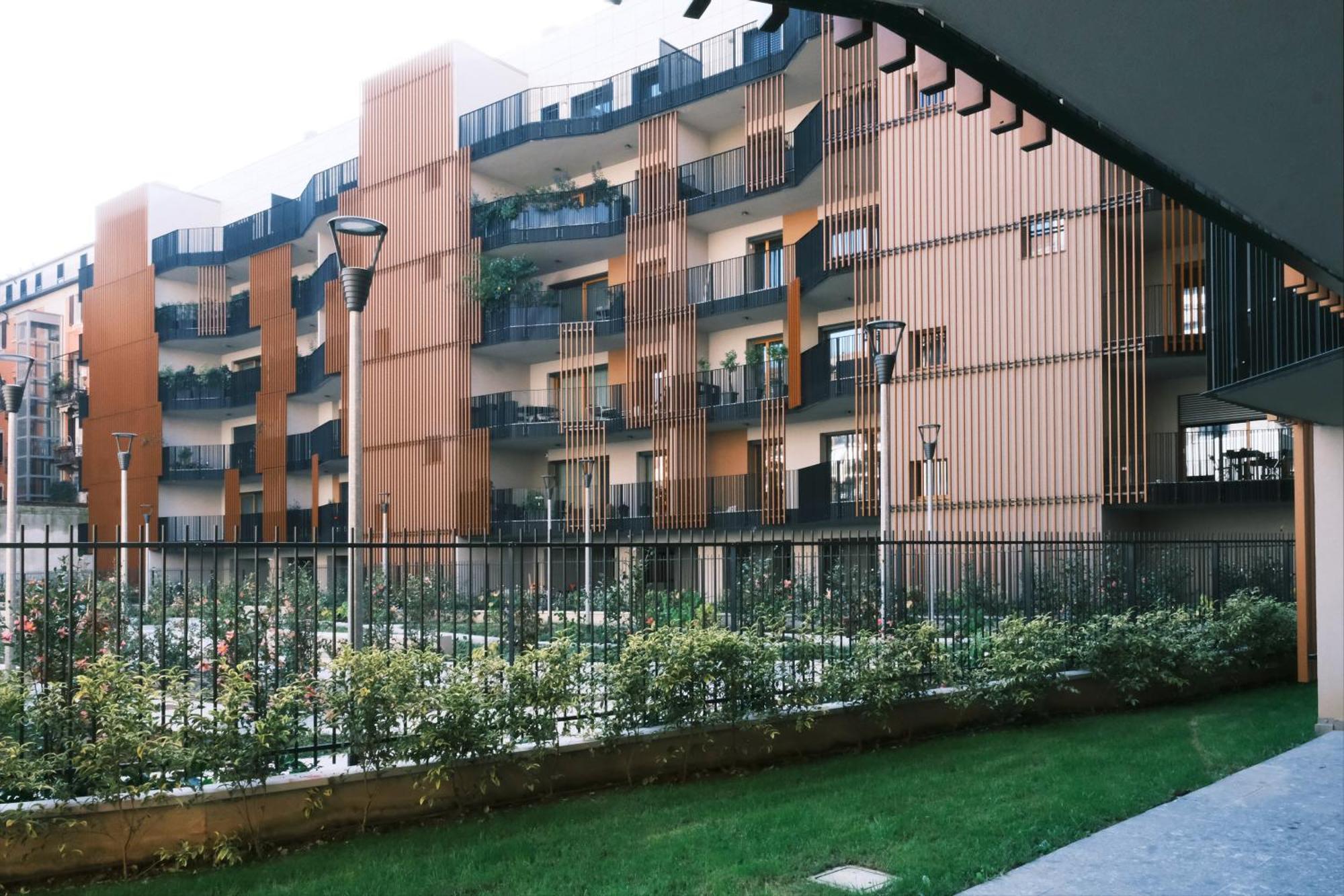 Comecasa Modern Terraced & Palestra Apartment มิลาน ภายนอก รูปภาพ
