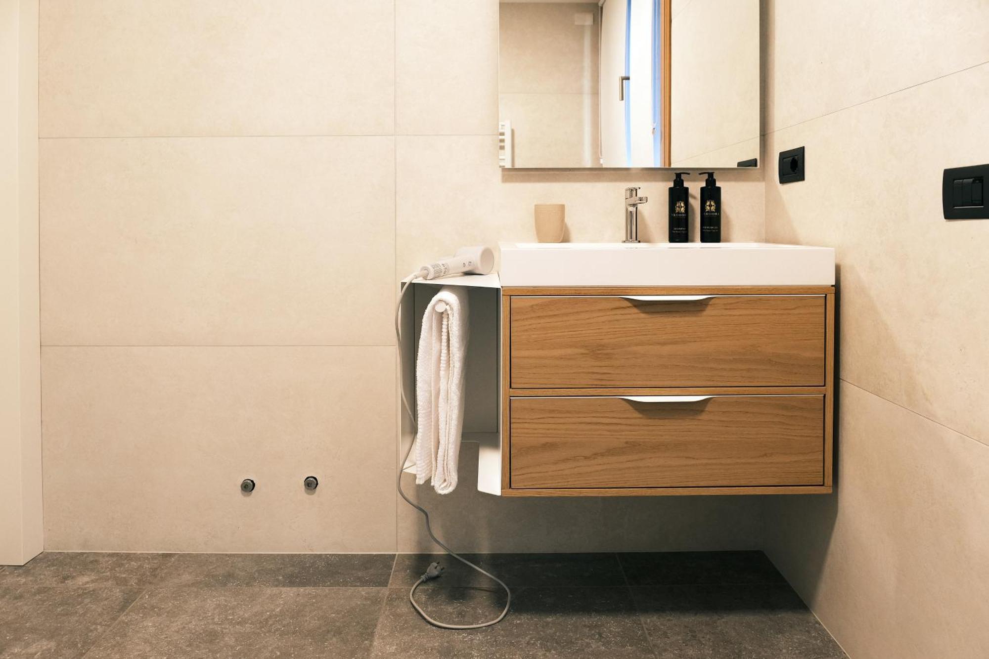 Comecasa Modern Terraced & Palestra Apartment มิลาน ภายนอก รูปภาพ